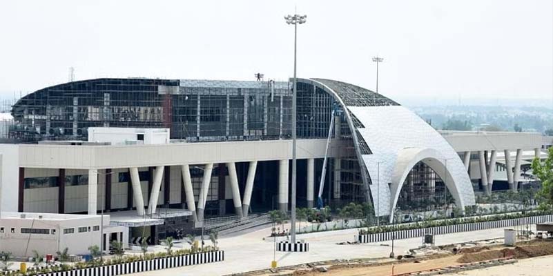 கிளாம்பாக்கம் பேருந்து நிலையத்தில் இப்படி ஒரு சிக்கலா..?உயிா் பிழைத்த 3 நபா்கள்..!